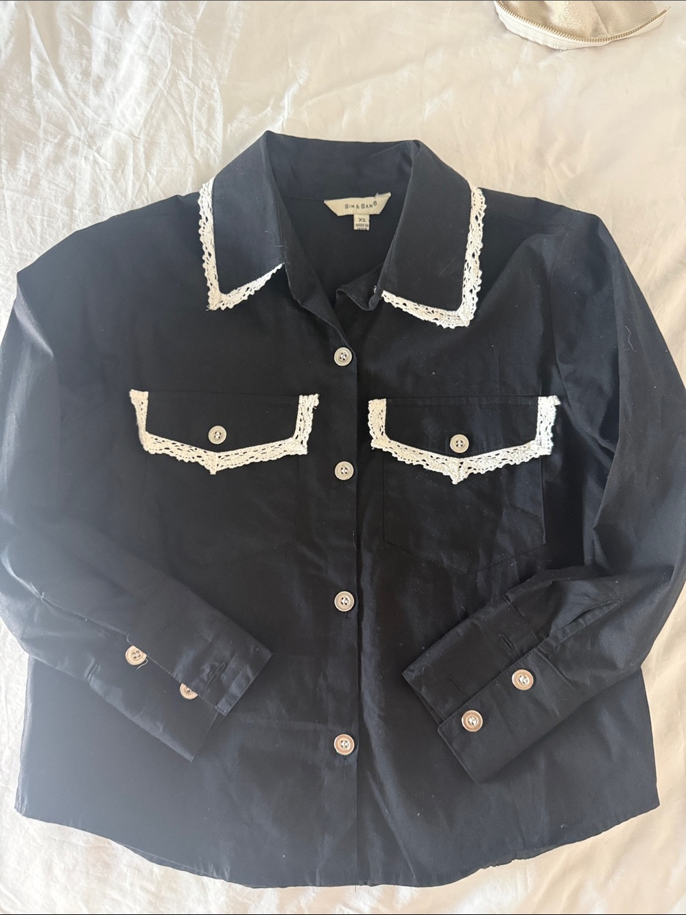 Sim & Sam XS Black Button-Up Top